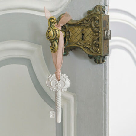 alquiler decoración bodas bautizos comuniones eventos Packandthings cerámica perfumada llave